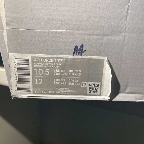 🔥 Nike Air Force 1 ‘07 - Black/White Gum bottom (Men’s 10.5 / Women’s 12) 🔥 - Picture 3 of 6